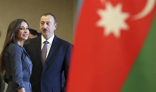 El presidente de Azerbaiyán nombra a su esposa vicepresidenta del país