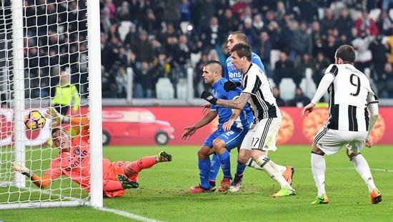 El Juventus logra contra el Empoli su trigésimo triunfo consecutivo en casa