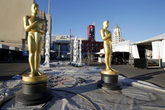 La Academia retira una nominación Óscar a Greg P. Russell por violar las reglas
