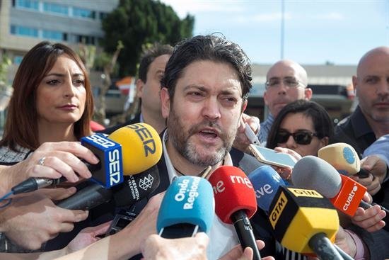 Ciudadanos dice que no apoyará la moción del PSOE si no es para convocar elecciones