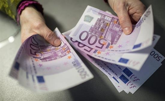 El número de billetes de 500 euros cae a niveles de diciembre de 2003
