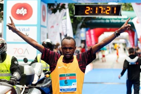 Los kenianos Kiplimo y Mase, y el marroquí Ahouchar correrán la maratón de Ibiza