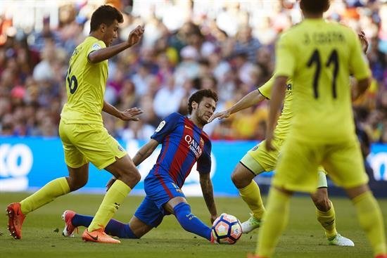 4-1. El Barcelona vence al Villarreal y mantiene la pugna por la Liga