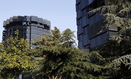 CaixaBank estima que España crecerá al menos un 2,8 por ciento este año
