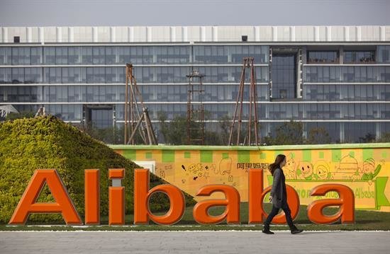 Alibaba desplegará un millón de camionetas inteligentes para acelerar los envíos