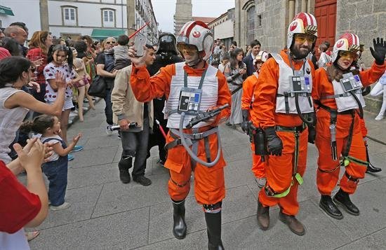 Los personajes de Star Wars vuelven a tomar Compostela