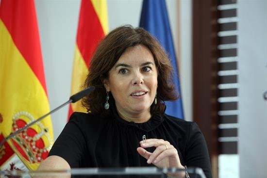 Santamaría reclama "sosiego" a los independentistas para negociar el 2 de octubre