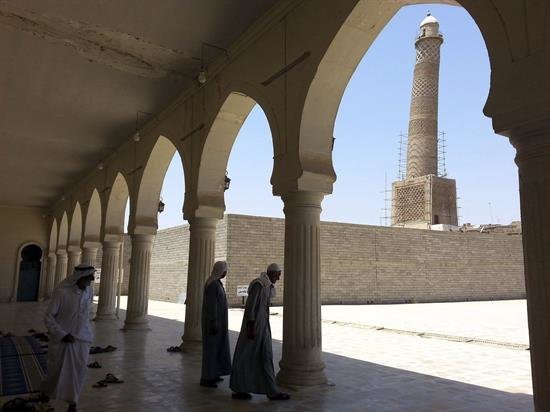 Irak anuncia el próximo asalto a la mezquita de Mosul simbólica para el EI