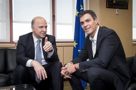 Sánchez confirma a Moscovici que el PSOE se abstendrá en la votación del CETA