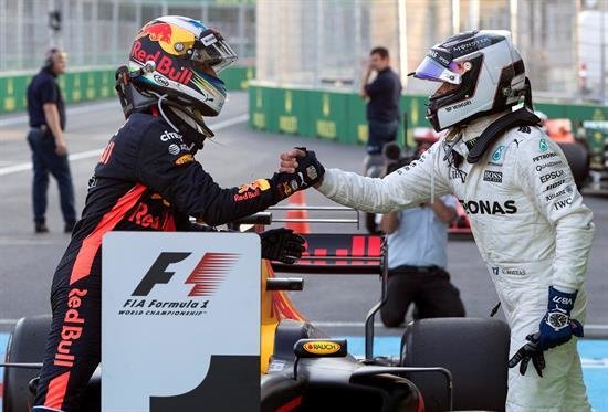 Ricciardo: Aún no me creo que haya podido ganar esta carrera, que fue loca