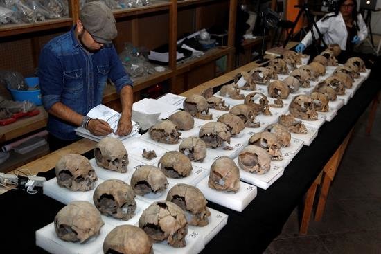 Macabro hallazgo arqueológico cuestiona hipótesis sobre sacrificios aztecas
