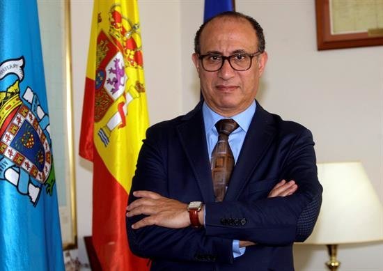 Prisión por amenazar en Facebook al delegado del Gobierno en Melilla
