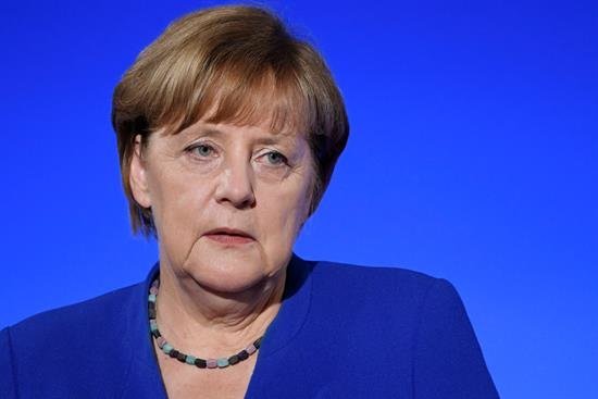 Merkel defiende las medidas adoptadas contra Turquía como "indispensables"