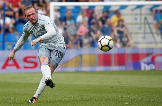 La Policía acusa a Rooney de conducir bajo los efectos del alcohol