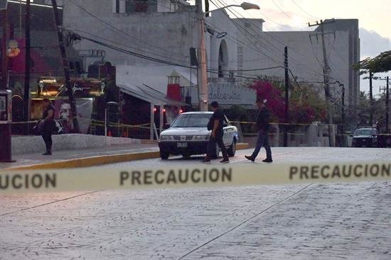 Asesinan a una pareja de policías y a su bebé en el balneario mexicano de Cancún