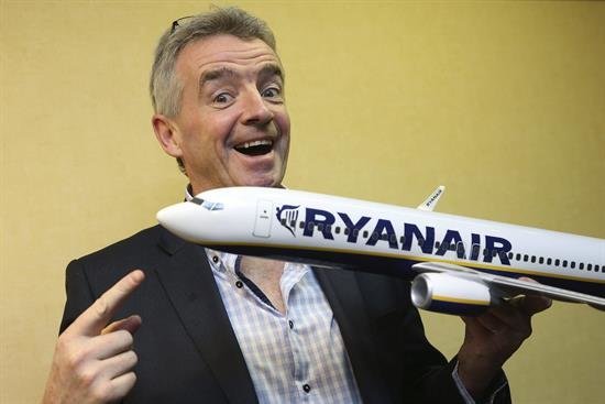 La Comisión Europea vigilará que Ryanair respete la ley en las cancelaciones