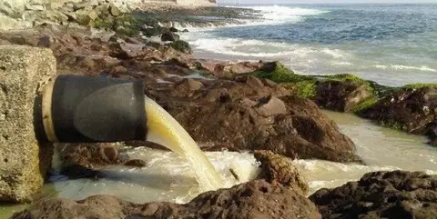 Vertidos de lodos al mar