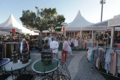 mercadillo-Puerto-banús