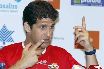 Competici&oacute;n sanciona con 8 partidos a Duda por su agresi&oacute;n a Rivillos