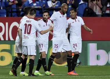 2-0. El Sevilla sufre para romper la racha del Eibar