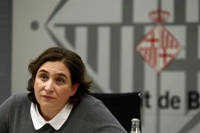 Colau suspende durante un a&ntilde;o apertura de nuevos comercios barrio Sant Antoni