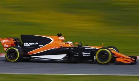 El Mercedes de Hamilton vuelve a volar en Montmel&oacute;