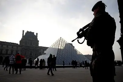 Francia alerta ante posibles atentados y ciberataques en la campa&ntilde;a electoral