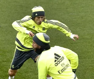 Modric, Ramos, Busquets, Iborra y Nico Pareja advertidos de suspensi&oacute;n