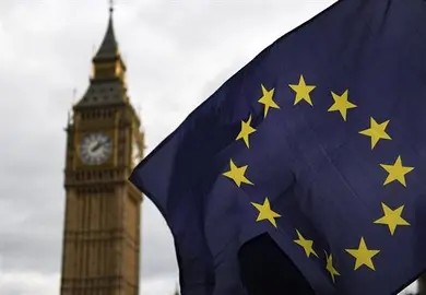Lores debatir&aacute;n enmienda para que Parlamento pueda vetar acuerdo del "brexit"