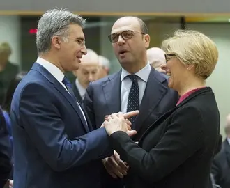 La UE aprueba controles sistem&aacute;ticos a europeos en sus fronteras exteriores