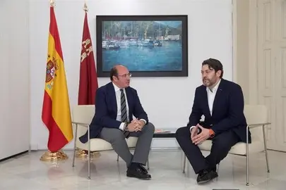 C's y PSOE se re&uacute;nen en busca de un gobierno alternativo al del PP en Murcia