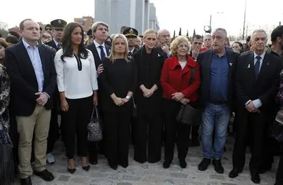 Las estaciones de El Pozo y Santa Eugenia recuerdan a las v&iacute;ctimas del 11M