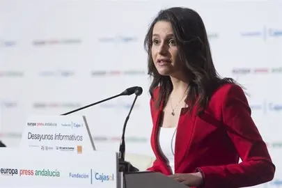 Arrimadas se ofrece para una alternativa "constitucionalista" en Catalu&ntilde;a