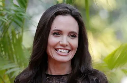 Angelina Jolie imparte su primera clase en la London School of Economics