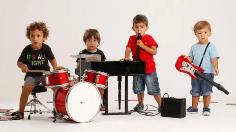 niños musica