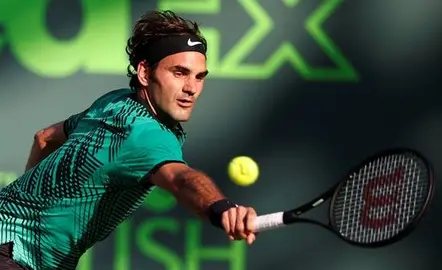 Nadal y Federer siguen firmes en Miami, donde Zverev elimin&oacute; a Wawrinka