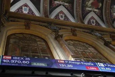 Casi el 8 % de los ingresos de las empresas del IBEX vienen del Reino Unido