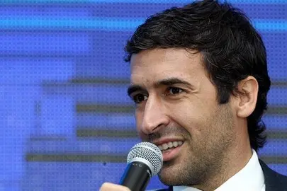 Ra&uacute;l: "Si vuelvo a Espa&ntilde;a donde trabajar&eacute; ser&aacute; en el Real Madrid"