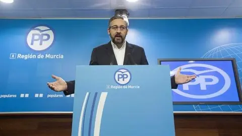 El PP prepara el debate de la moci&oacute;n de censura y emplaza a Cs a elegir "bien"