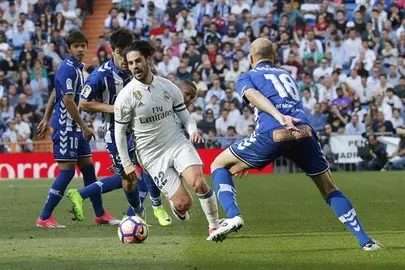 Gallego: "Yo creo que Isco va a seguir"