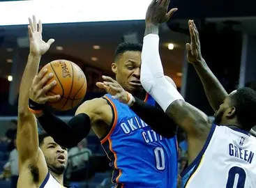 Los Warriors logran su mejor marca de la liga; Westbrook, sin el triple hist&oacute;rico