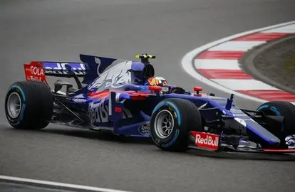 Sainz: "No me gustar&iacute;a haber venido hasta China para no poder correr"