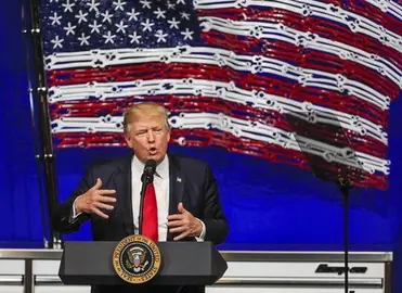 Trump avisa a los dem&oacute;cratas que Obamacare necesita fondos para sobrevivir