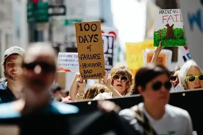 Protesta ante la Torre Trump de Nueva York contra la pol&iacute;tica sobre el clima