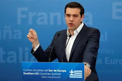 Grecia y sus acreedores vuelven a la mesa para tratar de cerrar la segunda evaluaci&oacute;n