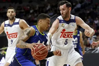79-72. El Real Madrid se lleva otro derbi ante un irregular Estudiantes