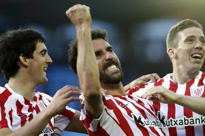 El Athletic destroza al Celta y recupera la sexta plaza