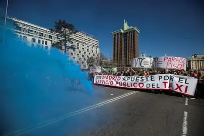 Liberalizar VTC crear&iacute;a 12.000 empleos en Madrid y Barcelona, seg&uacute;n informe