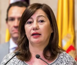 Armengol deja la candidatura de L&oacute;pez y vuelve a apoyar a S&aacute;nchez