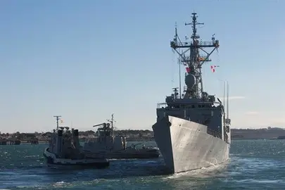 Fragata espa&ntilde;ola "Canarias" participa en rescate de m&aacute;s de 1.600 inmigrantes